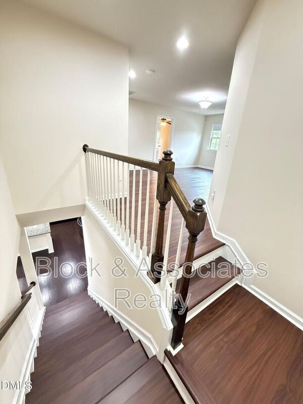 Building Photo - 1017 Magnolia Blossom Ln