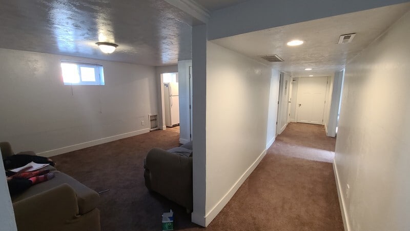 Building Photo - 848 600 W