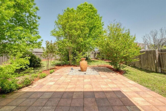 Building Photo - 13809 Field Spar Dr