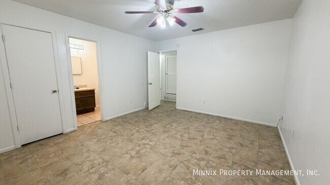 Building Photo - 7306 Avenue W