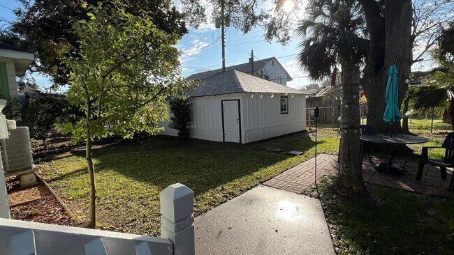 Building Photo - 4623 Avenue N 1/2 Rear