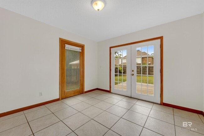 Building Photo - 6425 Village Point Dr