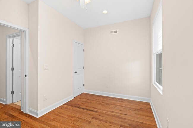 Building Photo - 1017 S Bouvier St