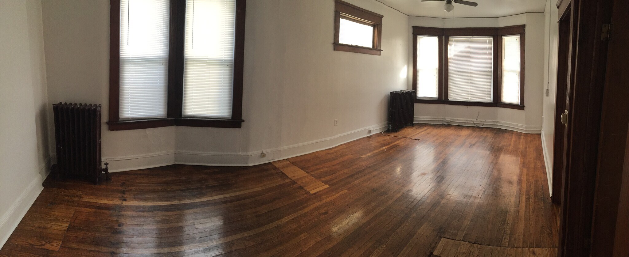 Building Photo - 715 Myrtle Ave