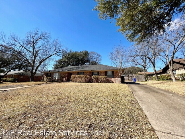 Building Photo - 3 br, 2 bath House - 3407 Oakridge Ln.