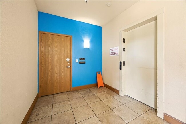 Building Photo - 2619 N Quality Ln