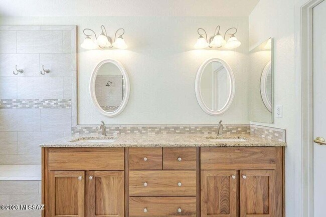 Building Photo - 37514 S Desert Star Ct