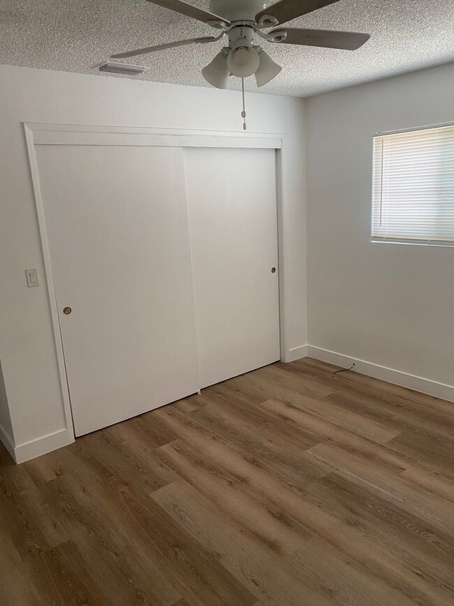 Building Photo - 12554 Brookshire Ave