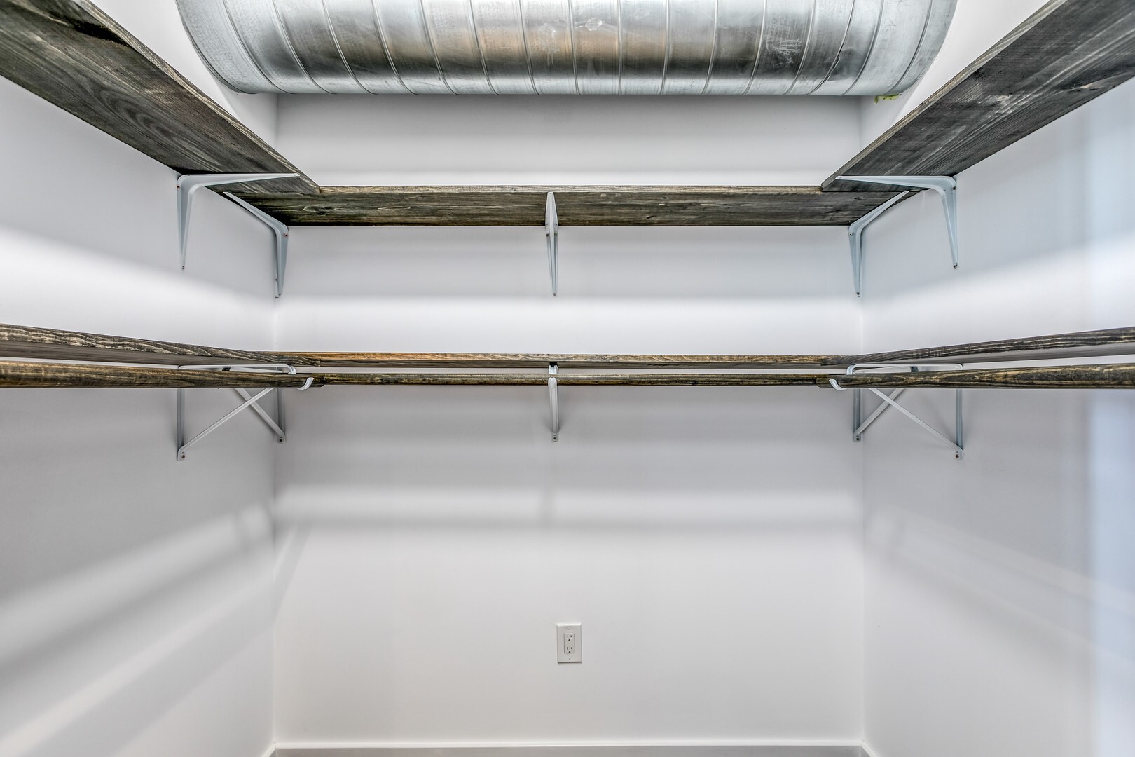 Building Photo - 1613 N 7th St