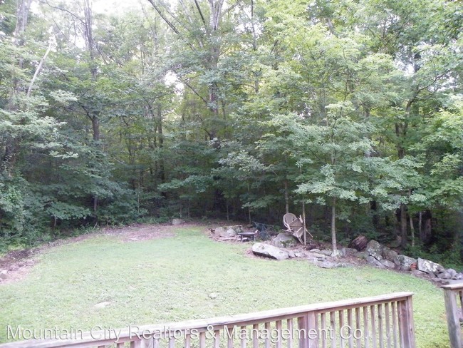 Building Photo - 1 br, 1 bath House - 21963 River Canyon Rd
