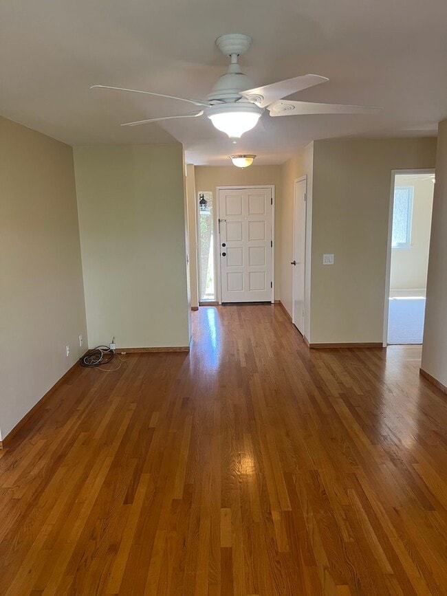 Building Photo - 1080 Maraschino Dr