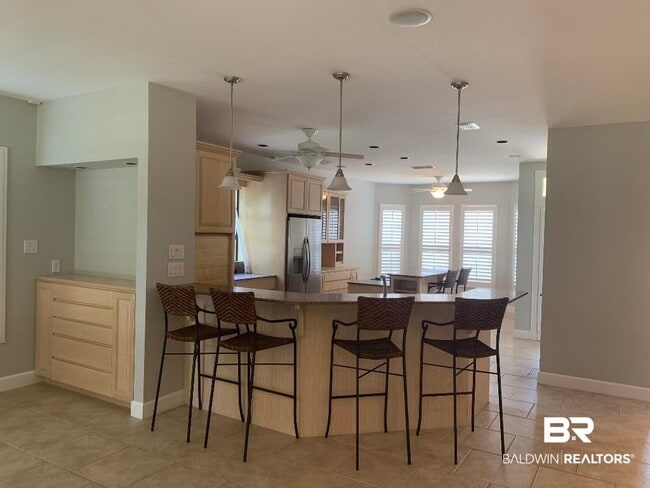 Building Photo - 30793 Pine Ct