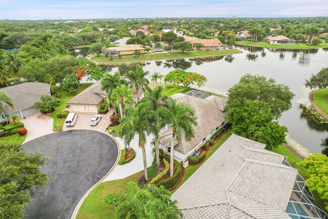 Building Photo - 6419 NW 99th Dr
