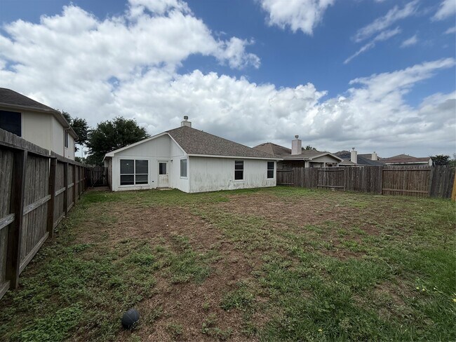 Building Photo - 21514 Juniper Meadows Dr