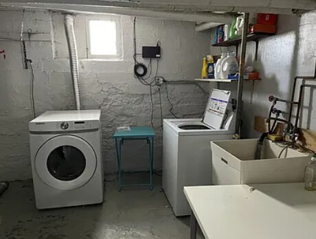 Building Photo - 3332 Grand Ave S