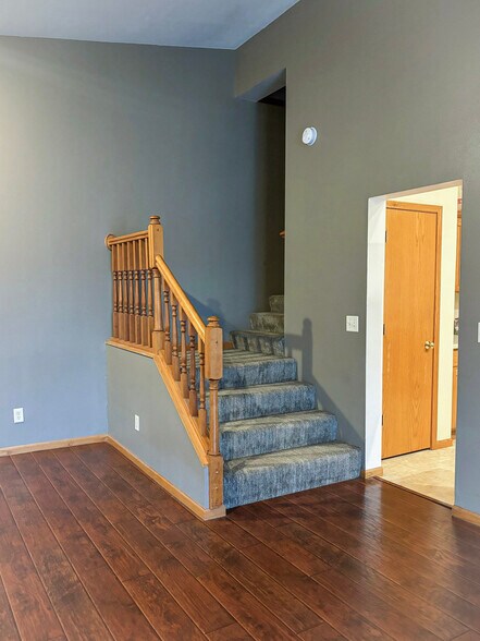 Building Photo - 13315 43rd Ave