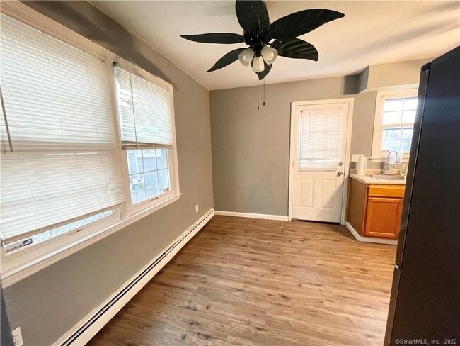 Building Photo - 81 Birdsey St