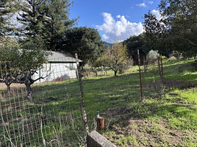 Building Photo - 1776 Meda Ave