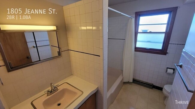 Building Photo - 1805 Jeanne St