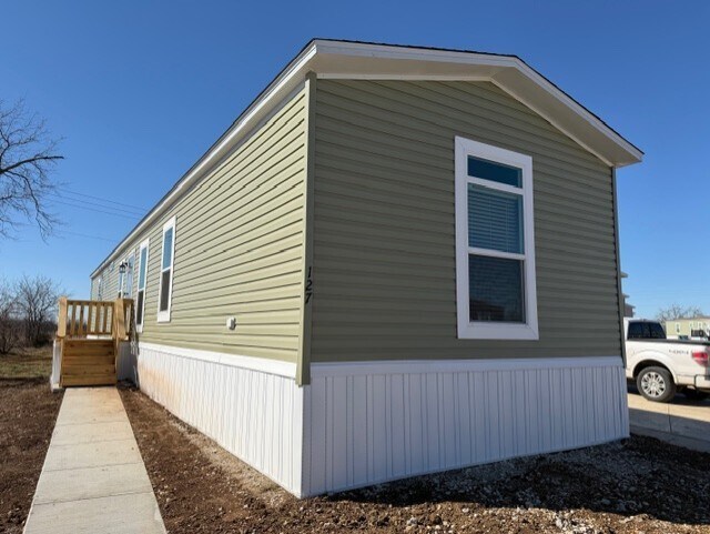 Building Photo - 129 Ponderosa way