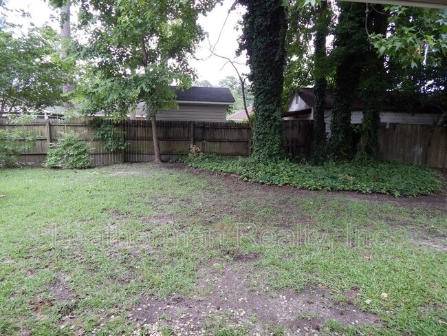 Building Photo - 738 Coventry Ln