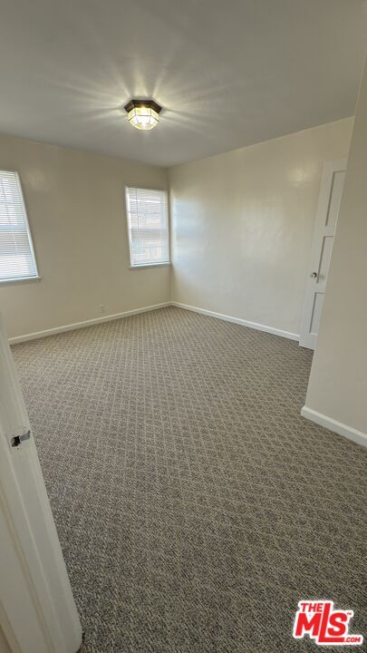 Building Photo - 383 Redondo Ave