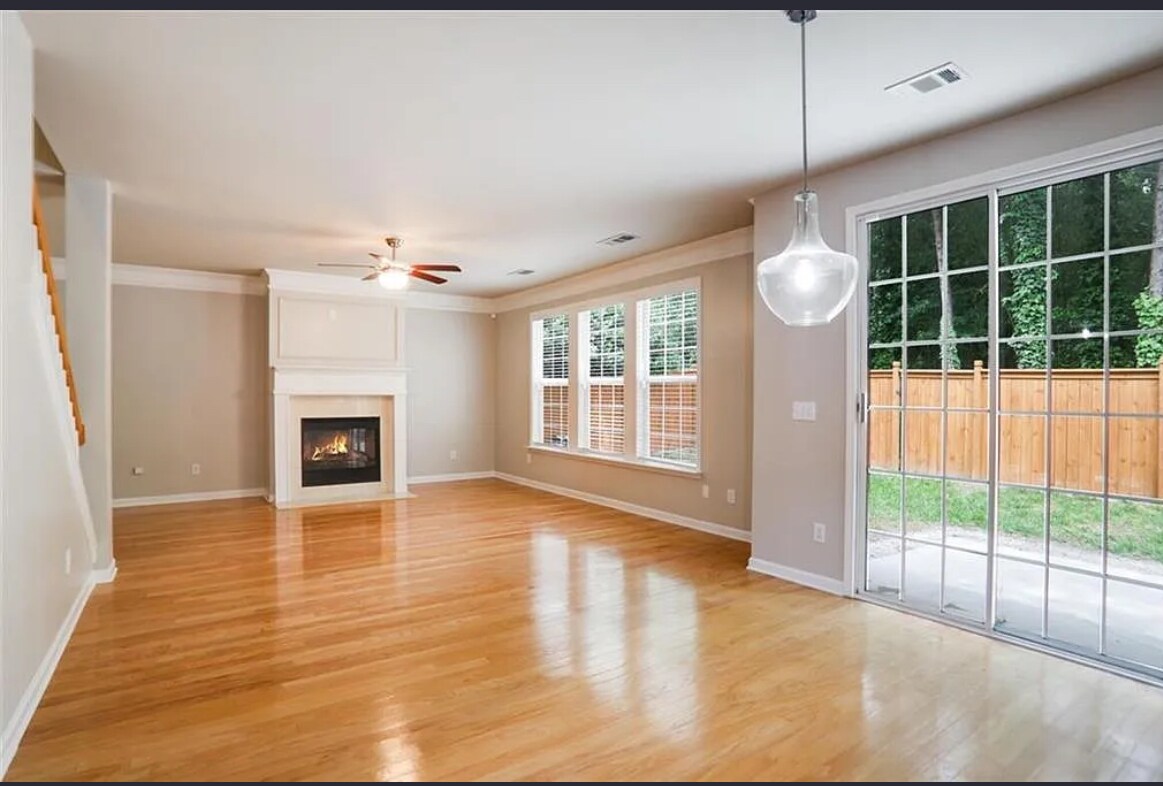 Building Photo - 4087 Kingsley Park Ct
