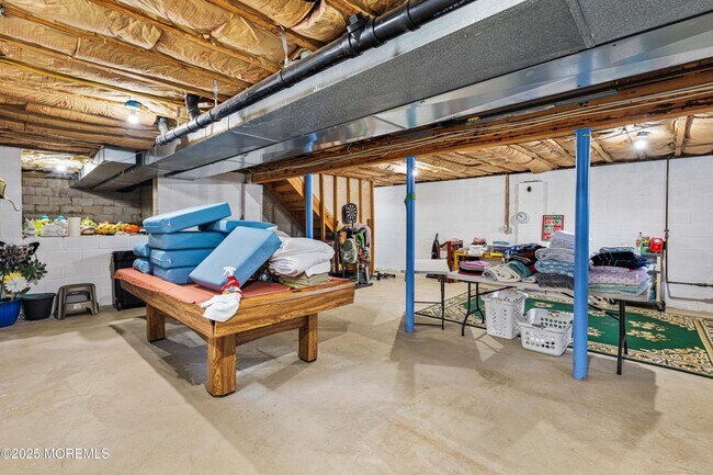 Building Photo - 20 Cannonball Dr