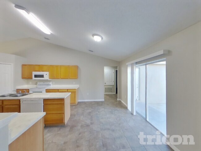 Building Photo - 9297 Oak Grove St