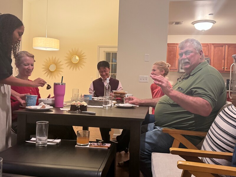 Building Photo - 2435 W 123rd St