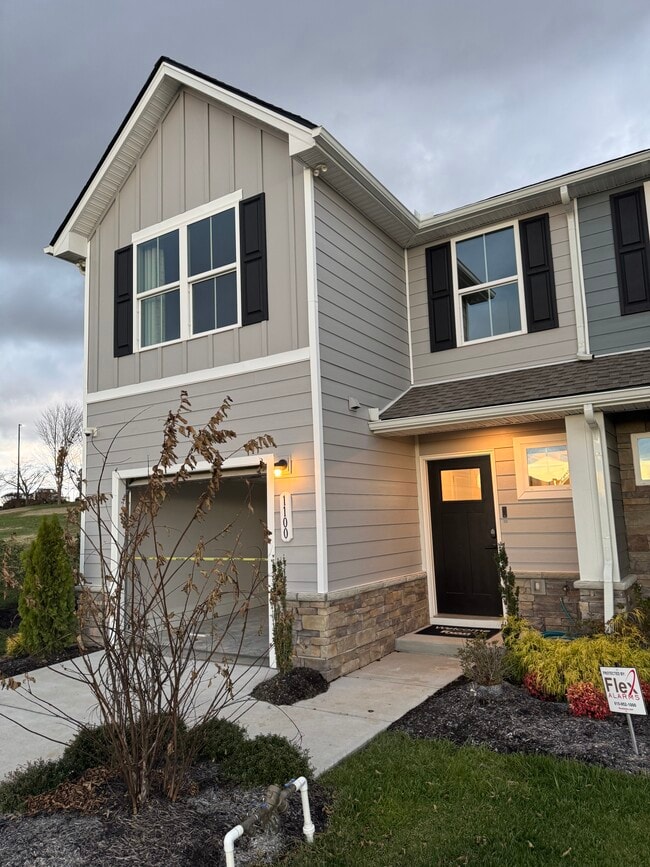 Primary Photo - 1100 Aubrey Mdws Pl