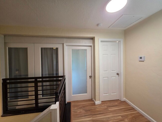 Building Photo - 208 Pine Cone Trail