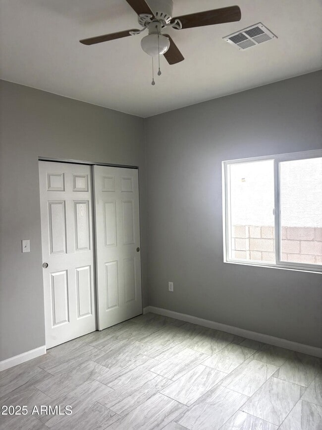 Building Photo - 3540 Cam Del Rancho