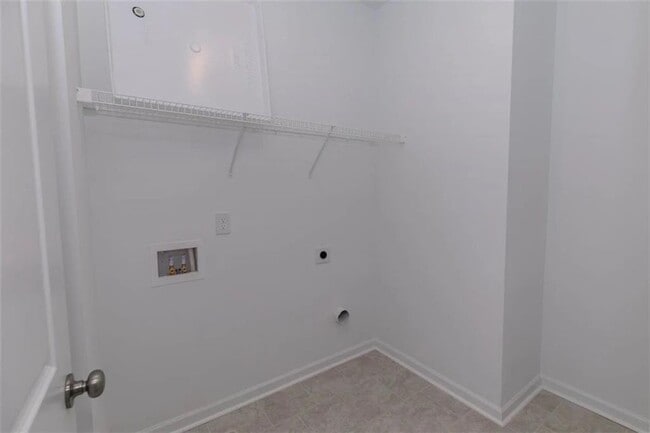 Building Photo - 2356 Derrick Dr