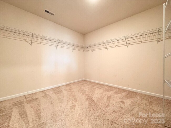 Building Photo - 10428 Honeyfur Ct
