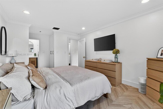 Building Photo - 13441 SW 74th St