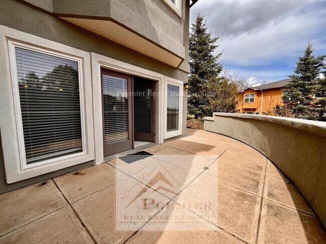 Building Photo - 240 Haversham Dr