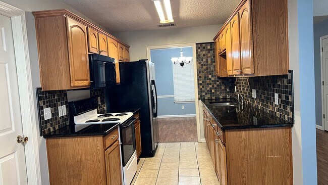 Building Photo - Rental In Rincon - Traditional Ranch
