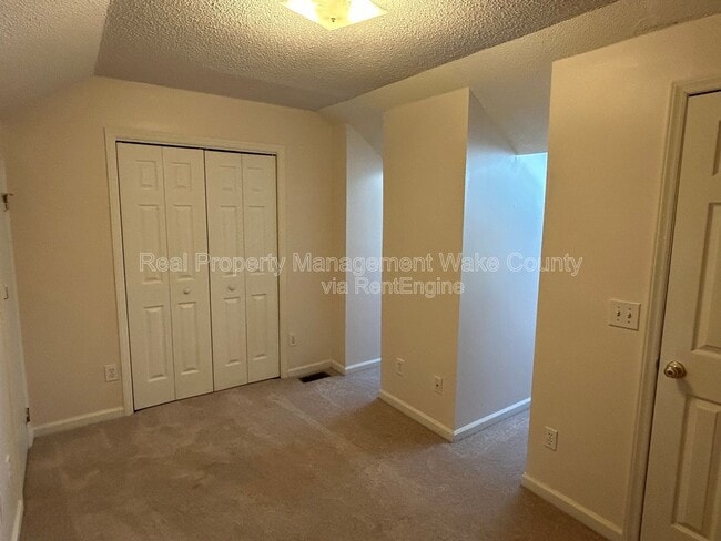 Building Photo - 7016 Epping Forest Dr