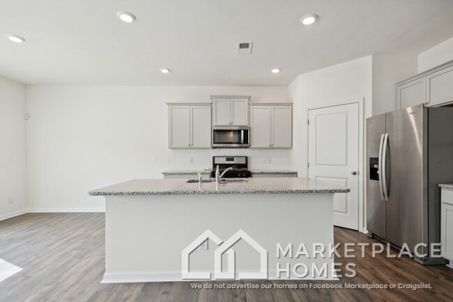 Building Photo - 2962 Berna Wy