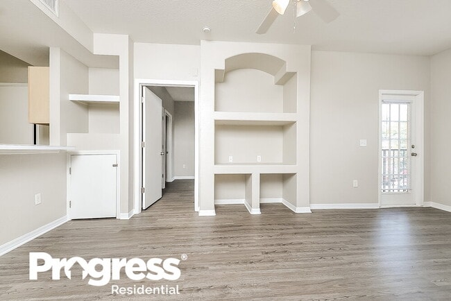 Building Photo - 8513 Lucuya Way