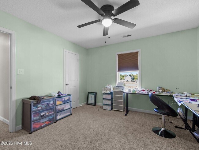 Building Photo - 216 Shell Rock Landing Rd