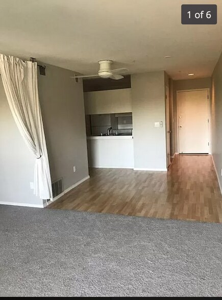 Entry way and kitchen - 1771 Broadway St