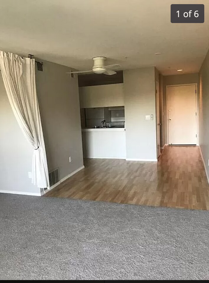 Entry way and kitchen - 1771 Broadway St