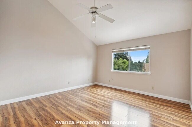 Building Photo - 3bed/2.5 bath Home for Rent 4129 W. Regency Ave Fresno, CA 93727
