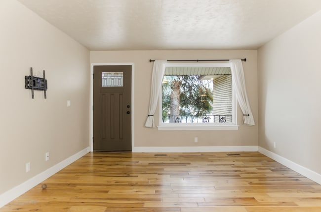 Building Photo - 1630 Plata Way