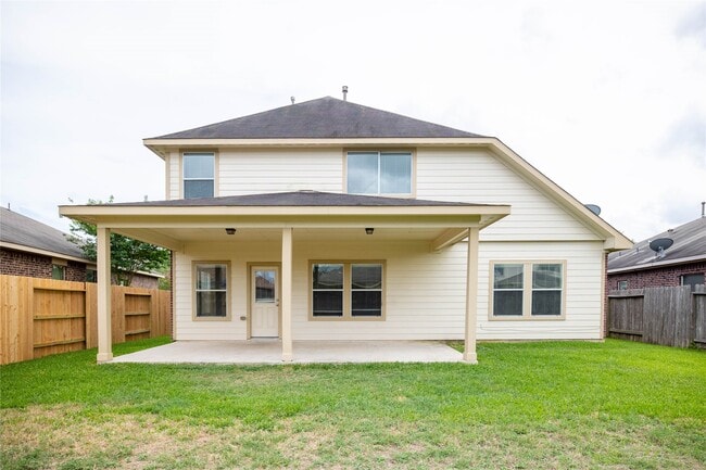 Building Photo - 22714 Pantego Ln