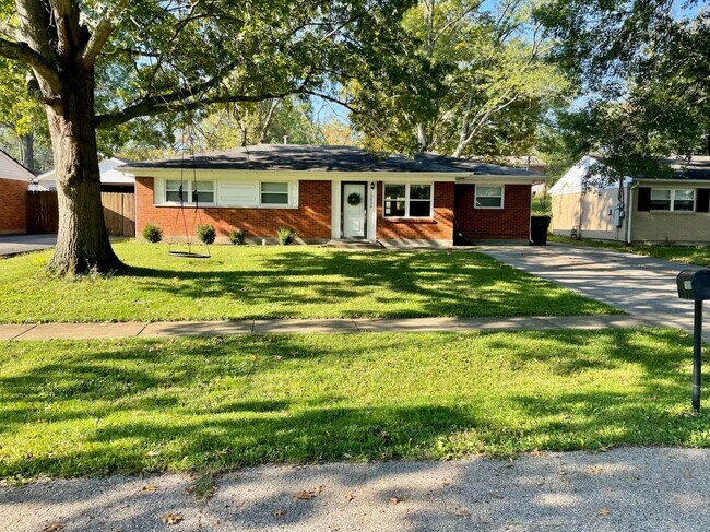 Primary Photo - Louisville House