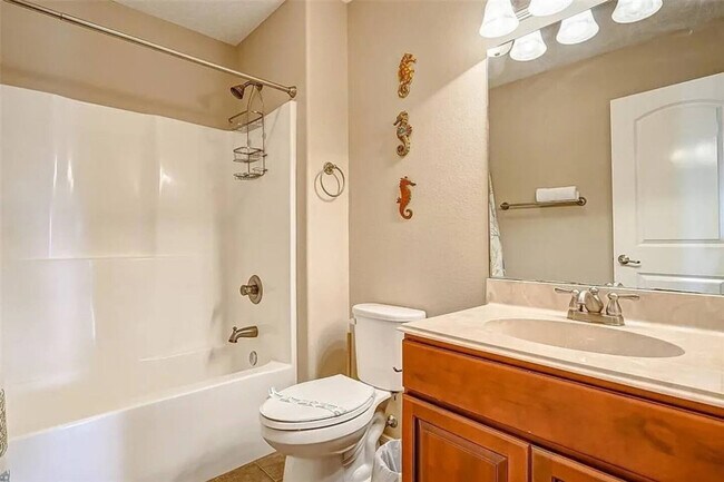 Building Photo - 820 Sandollar