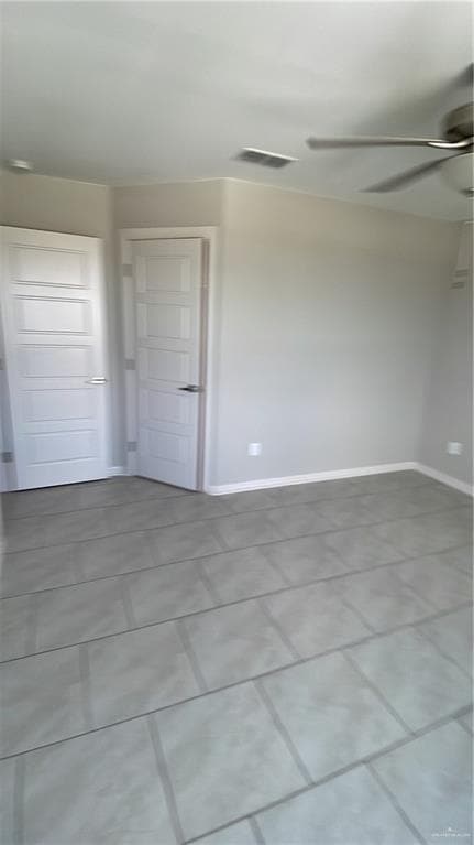 Building Photo - 12 Grove Ln